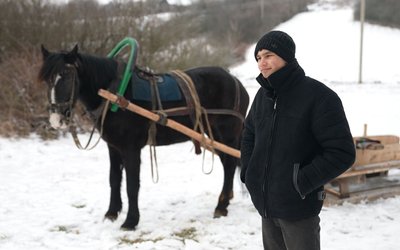 "Леся виручає": у селі на Черкащині майже не лишилося коней "Леся виручає": у селі на Черкащині майже не лишилося коней