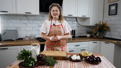 "Кулінарний спадок": Рецепт холодника від рівнянки Марії Макарчук "Кулінарний спадок": Рецепт холодника від рівнянки Марії Макарчук