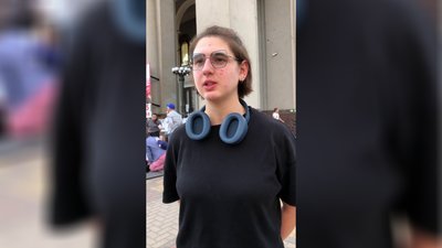 Люди, які ходили на акції на підтримку Михайла Федорова, зібралися востаннє у Рівному Люди, які ходили на акції на підтримку Михайла Федорова, зібралися востаннє у Рівному