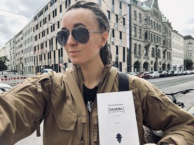 «Я бачила три види війни»: Ярина Чорногуз про сім років у війську, Херсонщину та літературу «Я бачила три види війни»: Ярина Чорногуз про сім років у війську, Херсонщину та літературу