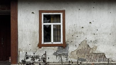 Армія РФ атакувала цивільну інфраструктуру у Новгороді-Сіверському на прикордонні Чернігівщини Армія РФ атакувала цивільну інфраструктуру у Новгороді-Сіверському на прикордонні Чернігівщини