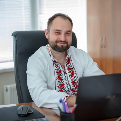 На Дніпропетровщині вирощують натуральний афродизіак: підприємець розказав, скільки тонн спаржі збирають щосезону На Дніпропетровщині вирощують натуральний афродизіак: підприємець розказав, скільки тонн спаржі збирають щосезону