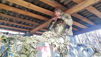 Військовослужбовець артилерист 60-ї окремої механізованої Інгулецької бригади "Бельск", Донецька область Військовослужбовець артилерист 60-ї окремої механізованої Інгулецької бригади "Бельск", Донецька область