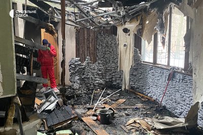 "Думаємо, що його підпалили": в Одесі горів соціальний центр для переселенців "Думаємо, що його підпалили": в Одесі горів соціальний центр для переселенців