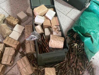 На Львівщині за збут зброї та боєприпасів судитимуть батька та сина На Львівщині за збут зброї та боєприпасів судитимуть батька та сина