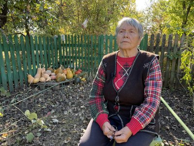 "Бабка ще не збирається помирати": як живеться у вимираючому селі Ганжі на Полтавщині "Бабка ще не збирається помирати": як живеться у вимираючому селі Ганжі на Полтавщині