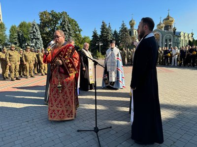 "Цього не можна забувати": у Черкасах вшанували загиблих захисників України "Цього не можна забувати": у Черкасах вшанували загиблих захисників України