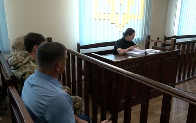 Побиття військовослужбовця: мати вимагає посадити обвинувачених за ґрати Побиття військовослужбовця: мати вимагає посадити обвинувачених за ґрати