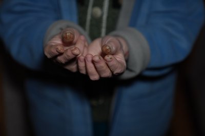 "Пальці потріскалися від холоду". Мешканці кількох багатоповерхівок Дніпра тиждень живуть без опалення "Пальці потріскалися від холоду". Мешканці кількох багатоповерхівок Дніпра тиждень живуть без опалення