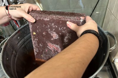 "Мені кажуть — я фея тепла": як одеситка допомагає військовим окопними свічками "Мені кажуть — я фея тепла": як одеситка допомагає військовим окопними свічками