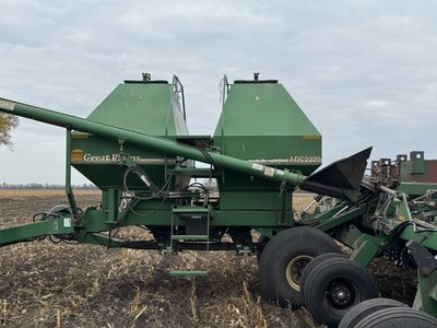 На Полтавщині аграрії озимими культурами засіяли 271 тисячу гектарів землі На Полтавщині аграрії озимими культурами засіяли 271 тисячу гектарів землі