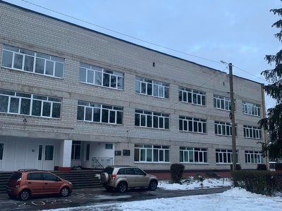 Батьки учнів Бузівського академічного ліцею перекривали Житомирську трасу: причина Батьки учнів Бузівського академічного ліцею перекривали Житомирську трасу: причина