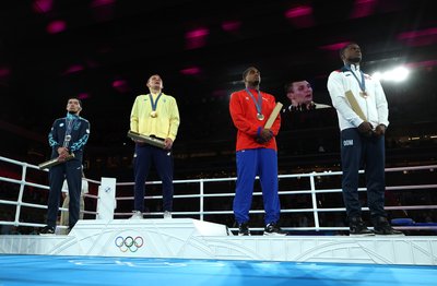 "Два рази на день тренування": де готувався до Олімпіади чемпіон Олександр Хижняк із Полтави "Два рази на день тренування": де готувався до Олімпіади чемпіон Олександр Хижняк із Полтави