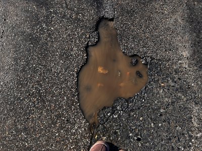 "Ями повилазили": у Щербанівській ТГ знову розбита дорога через 3 місяці після ремонту "Ями повилазили": у Щербанівській ТГ знову розбита дорога через 3 місяці після ремонту