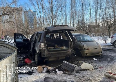 Вибух позашляховика на Оболоні в столиці: справу розслідуватимуть як теракт Вибух позашляховика на Оболоні в столиці: справу розслідуватимуть як теракт