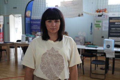 «Кидаємо домівки свої, все кидаємо». У транзитному центрі у Волоському приймають евакуйованих з прифронтових громад «Кидаємо домівки свої, все кидаємо». У транзитному центрі у Волоському приймають евакуйованих з прифронтових громад