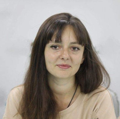 Підпали та бійки: що відбувається у покинутому палаці спорту "Метеорі" та чому його не охороняють Підпали та бійки: що відбувається у покинутому палаці спорту "Метеорі" та чому його не охороняють