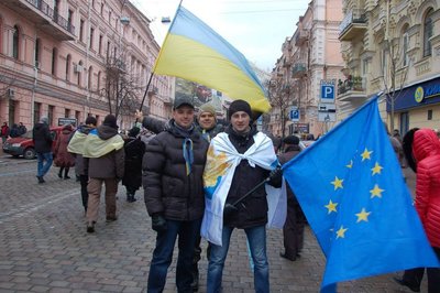 "Синьо-жовтий прапор — наш оберіг, маркер і ідентичність". Кропивницький історик про український стяг "Синьо-жовтий прапор — наш оберіг, маркер і ідентичність". Кропивницький історик про український стяг
