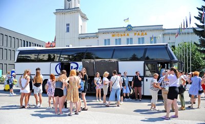 Діти військових, Безьє Діти військових, Безьє