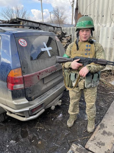 Мати захисника з Житомирщини понад три роки шукає сина, який зник безвісти під Бахмутом Мати захисника з Житомирщини понад три роки шукає сина, який зник безвісти під Бахмутом