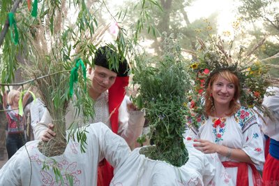 Боротьба за світло: сенси Купала як дзеркало сучасної стійкості Боротьба за світло: сенси Купала як дзеркало сучасної стійкості