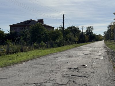 Як жителі Мануйлівки та Ламаного дістаються до Кременчука, якщо немає автобуса і як реагує влада Як жителі Мануйлівки та Ламаного дістаються до Кременчука, якщо немає автобуса і як реагує влада