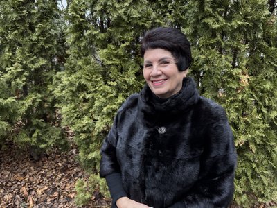 "В цьому році горіхів мало": за скільки купують і продають волоські у Сумах "В цьому році горіхів мало": за скільки купують і продають волоські у Сумах