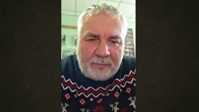 Клен американський на Чернігівщині: Леонід Гришков заготовляє дрова в себе на городі Клен американський на Чернігівщині: Леонід Гришков заготовляє дрова в себе на городі