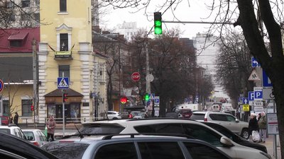 Перехрестя вулиць Проскурівського Підпілля та Соборної у Хмельницькому, 9 грудня 2025 року Перехрестя вулиць Проскурівського Підпілля та Соборної у Хмельницькому, 9 грудня 2025 року