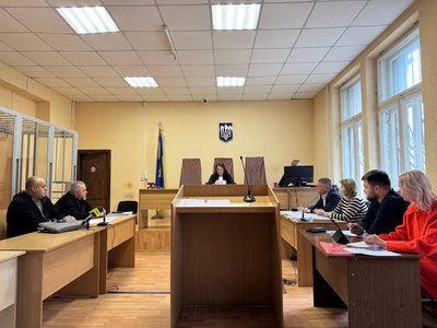 У Дніпрі суд розглядає справу щодо аварії з військовослужбовцями у Костянтинівці