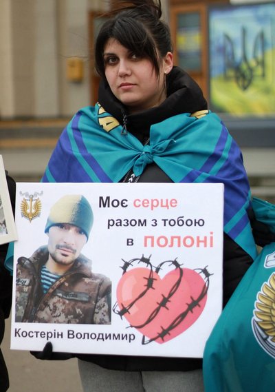 "Це наш кінець пекельного шляху": майже 4 роки у полоні РФ перебував морський піхотинець з Одещини Володимир Костерін "Це наш кінець пекельного шляху": майже 4 роки у полоні РФ перебував морський піхотинець з Одещини Володимир Костерін