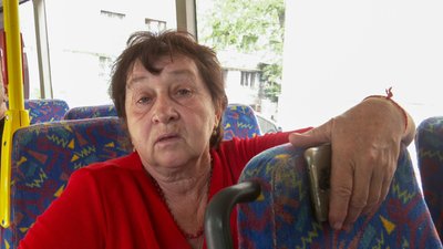 Евакуація Торецька громада Торецьк люди волонтери допомога благодійний фонд "Янголи Спасіння" жителька Торецька Віра Донецька область Евакуація Торецька громада Торецьк люди волонтери допомога благодійний фонд "Янголи Спасіння" жителька Торецька Віра Донецька область