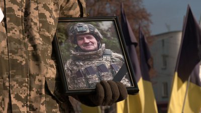 З військовими Дмитром Опольським та Сергієм Ульмером попрощалися у Рівному З військовими Дмитром Опольським та Сергієм Ульмером попрощалися у Рівному