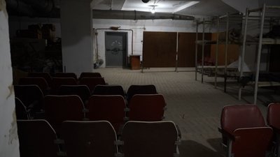 "Там же антисанітарія, хто туди піде?". Куди ховатися під час повітряної тривоги в Сумах "Там же антисанітарія, хто туди піде?". Куди ховатися під час повітряної тривоги в Сумах