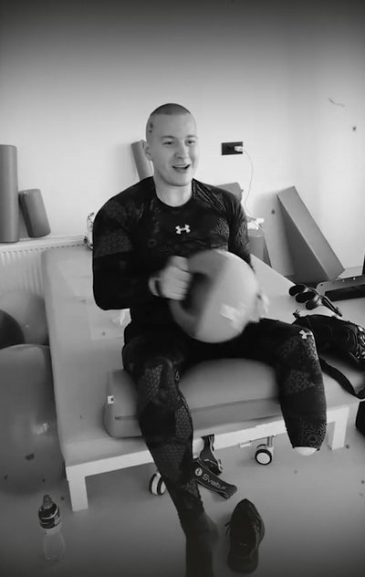 "Знову стати на дві ноги — це як виграти джекпот": історія сапера ЗСУ Назара Даніва "Знову стати на дві ноги — це як виграти джекпот": історія сапера ЗСУ Назара Даніва