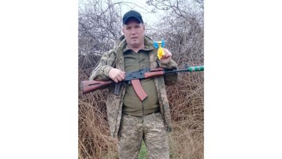 На Чернігівщині поховали загиблих захисників Андрія Пятачука та Анатолія Примушка На Чернігівщині поховали загиблих захисників Андрія Пятачука та Анатолія Примушка