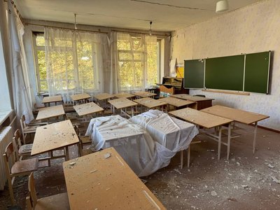 "Устиг накритися ковдрою": жителі Глухова на Сумщині про бомбардування міста "Устиг накритися ковдрою": жителі Глухова на Сумщині про бомбардування міста