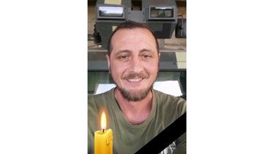Поховання на Чернігівщині: попрощалися із військовослужбовцем Олексієм Швецем
