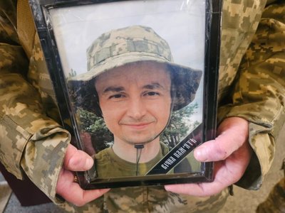 У Полтаві попрощаються з трьома полеглими захисниками У Полтаві попрощаються з трьома полеглими захисниками