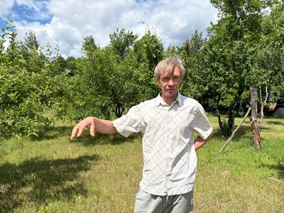 Аби годувати дітей натуральним: на Черкащині родина живе на хуторі серед лісу і веде господарство без хімічних добрив Аби годувати дітей натуральним: на Черкащині родина живе на хуторі серед лісу і веде господарство без хімічних добрив