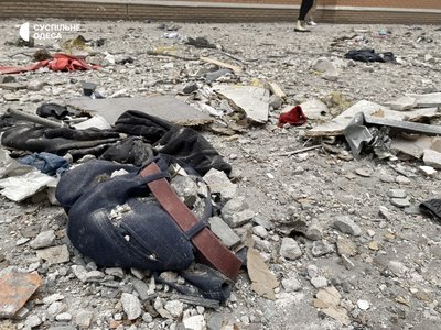 В Одесі пролунали вибухи: травмувалось 15 людей, дві людини загинуло В Одесі пролунали вибухи: травмувалось 15 людей, дві людини загинуло
