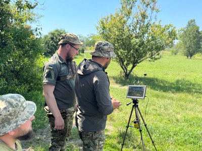 "Тепер є наш день": оператори БпЛА з Черкащини вперше відзначили День Сил безпілотних систем ЗСУ "Тепер є наш день": оператори БпЛА з Черкащини вперше відзначили День Сил безпілотних систем ЗСУ
