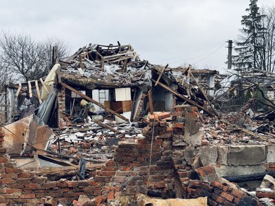 Житель Великої Писарівки облаштував "Музей війни" за 5 кілометрів від кордону Житель Великої Писарівки облаштував "Музей війни" за 5 кілометрів від кордону