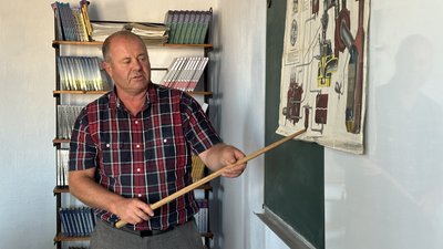 "Хтось має це робити". У Снігурівці відкрили курси трактористок: перші випускниці вже готуються до іспитів "Хтось має це робити". У Снігурівці відкрили курси трактористок: перші випускниці вже готуються до іспитів