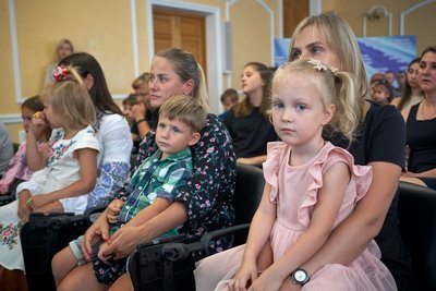 "За оборону України": у Черкасах посмертно нагородили поліцейських "За оборону України": у Черкасах посмертно нагородили поліцейських