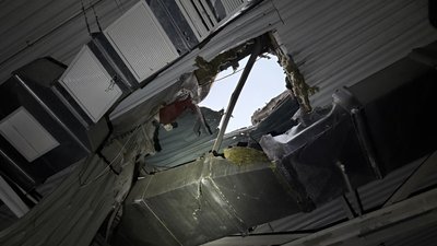 пошкодження у стелі пошкодження у стелі