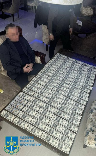 Депутата райради на Одещині підозрюють в корупції Депутата райради на Одещині підозрюють в корупції