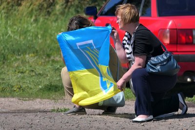 В Ямполі на Сумщині прощалися з 46-річним захисником Олександром Клименком В Ямполі на Сумщині прощалися з 46-річним захисником Олександром Клименком