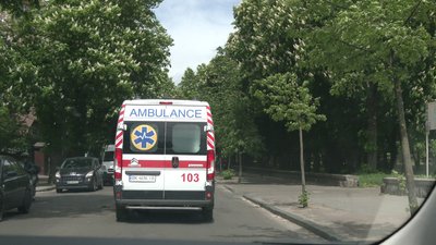 Операція "Маячок": у Рівному поліцейські перевіряли чи пропускають водії "швидку" Операція "Маячок": у Рівному поліцейські перевіряли чи пропускають водії "швидку"