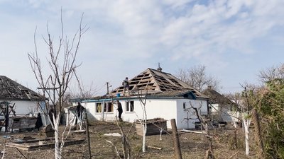 15 домогосподарств зазнали пошкоджень та 1 будинок згорів: РФ атакувала трьома "шахедами" Варву, що на Чернігівщині 15 домогосподарств зазнали пошкоджень та 1 будинок згорів: РФ атакувала трьома "шахедами" Варву, що на Чернігівщині
